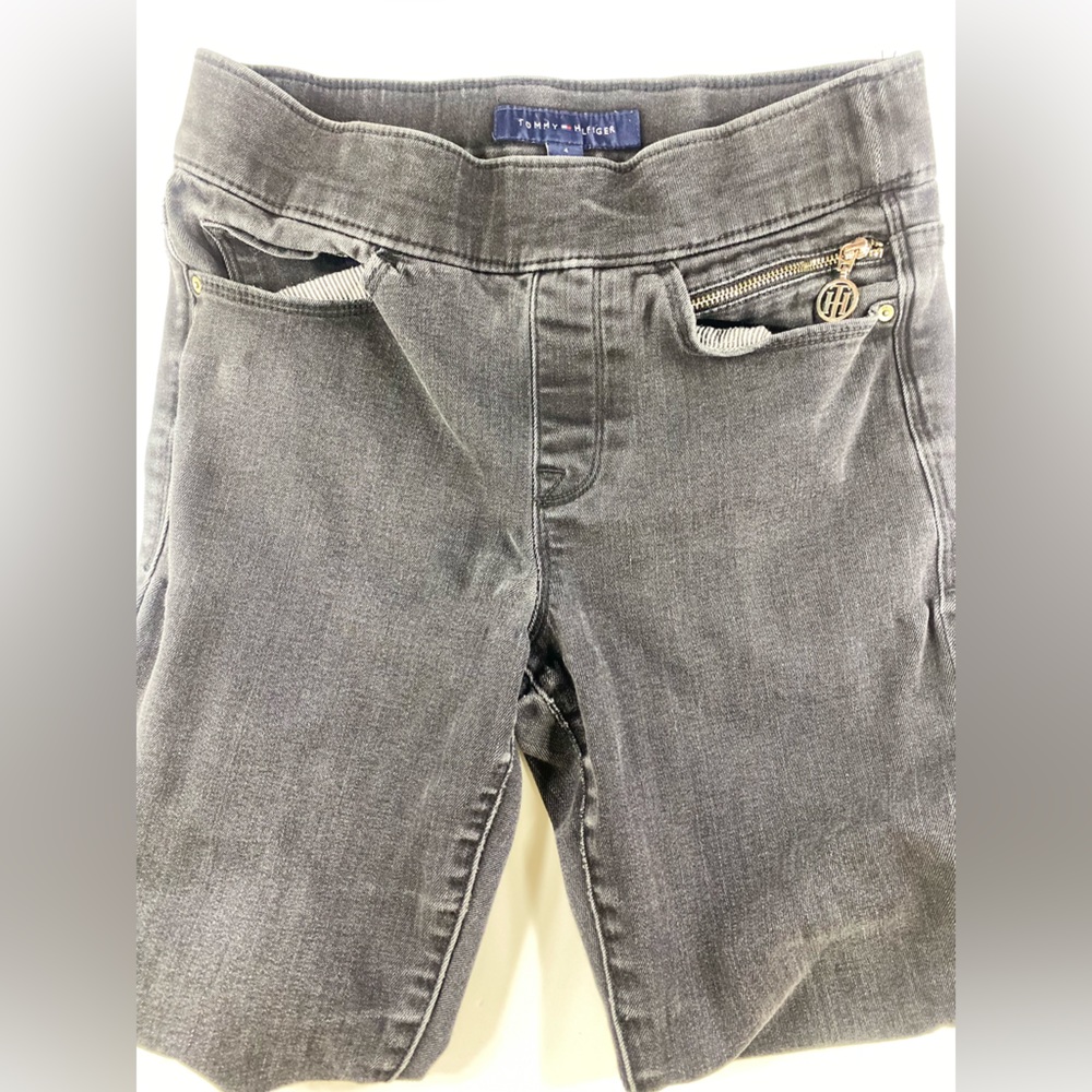 Women’s Black Tommy Hilfiger skinny jeans